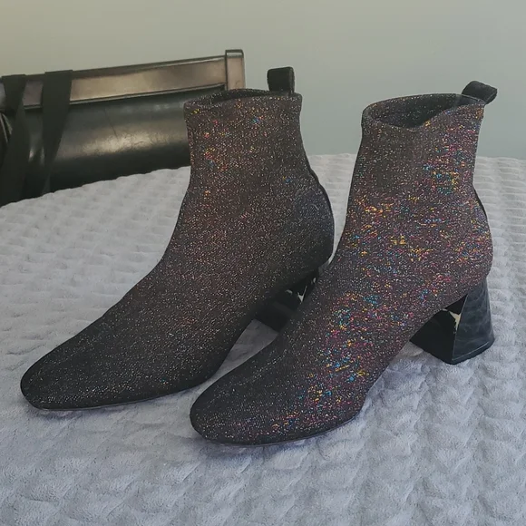BEAUTIFUL ZARA TRAFALUC SHIMMERY COLORFUL BOOTS